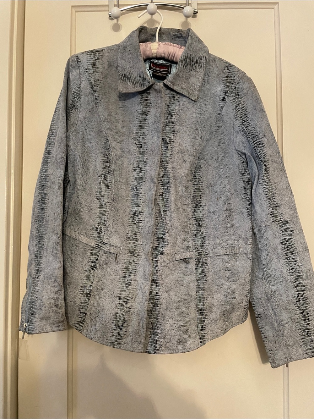 Light Gray Snake Patterned Women’s Leather Jacket